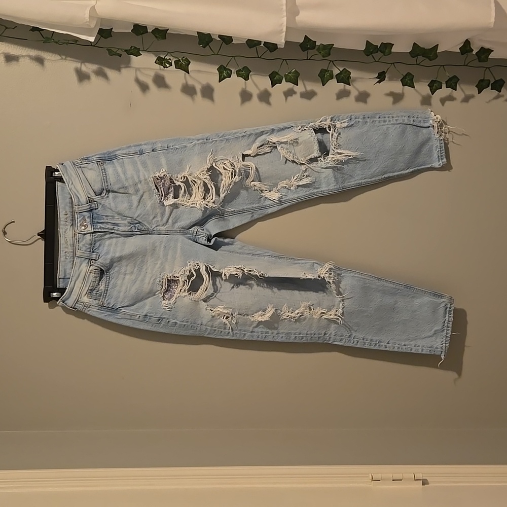 American Eagle Distressed Jeans Size 0